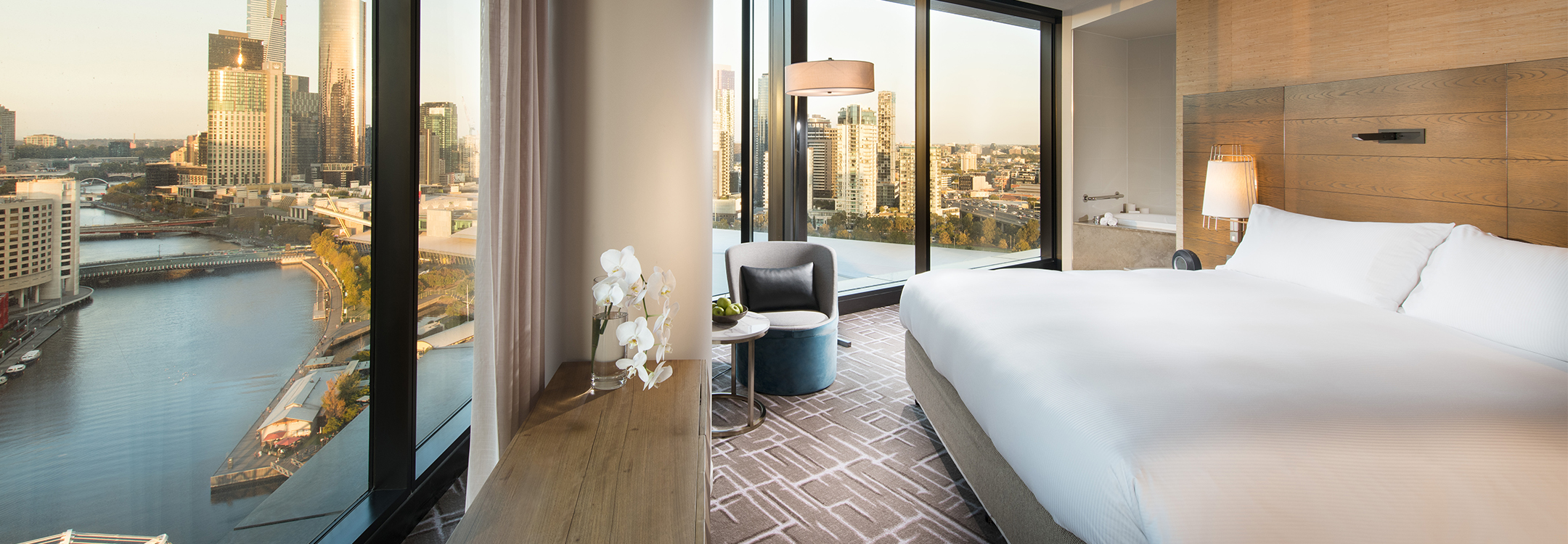 panoramic suite bedroom pp Melbourne