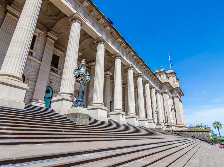 victoria parliament house in melbourne
