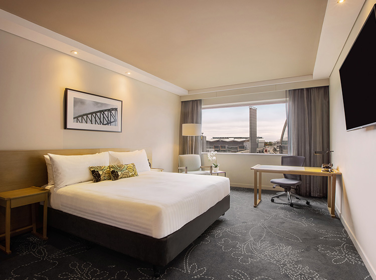 Deluxe Room at PARKROYAL Darling Harbour, Sydney
