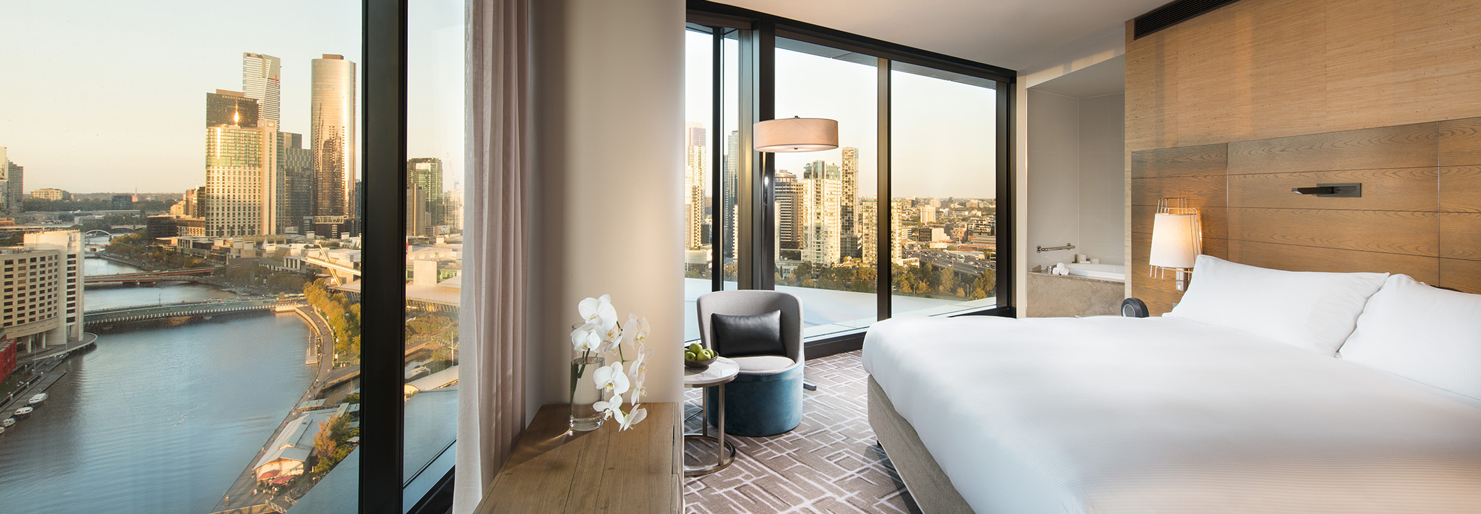 Panoramic Suite Bedroom Pan Pacific Melbourne