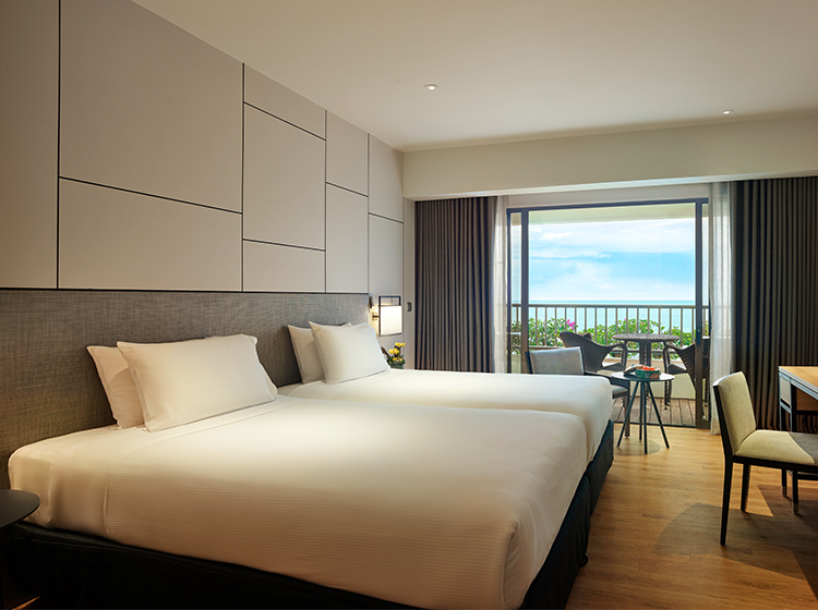 Premier Seaview Room