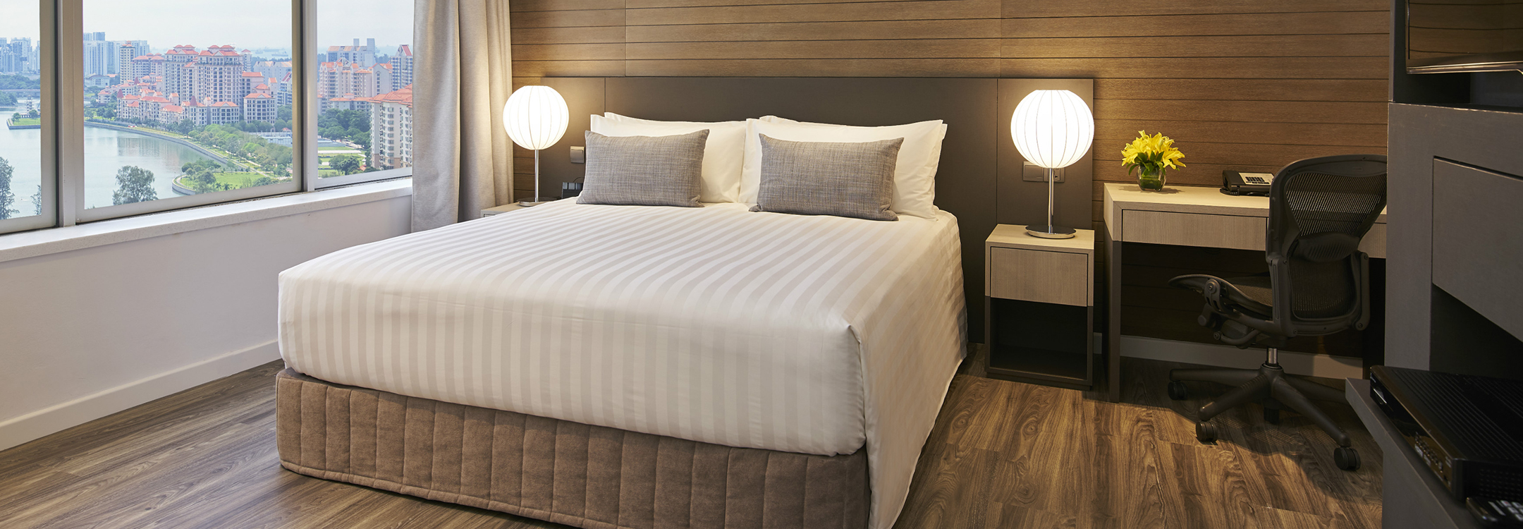PARKROYAL Serviced Suites Singapore - One Bedroom Premium Suite (Bedroom)