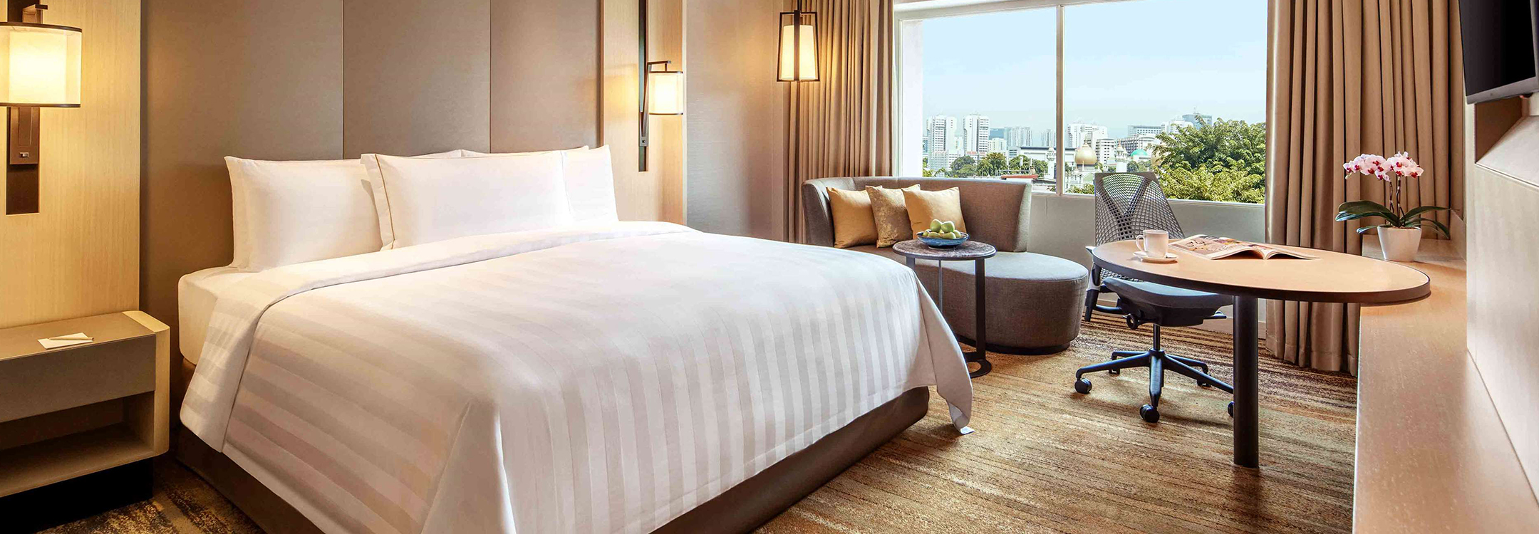 Deluxe Room at PARKROYAL On Beach Road
