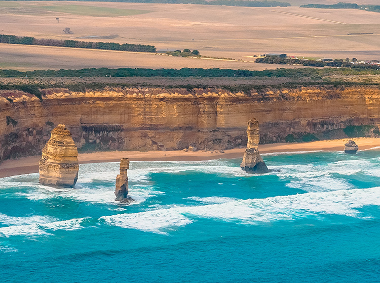 12 Apostles along the Great Ocean Road