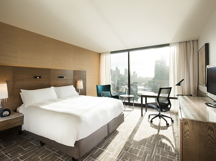 Premier King Room at Pan Pacific Melbourne