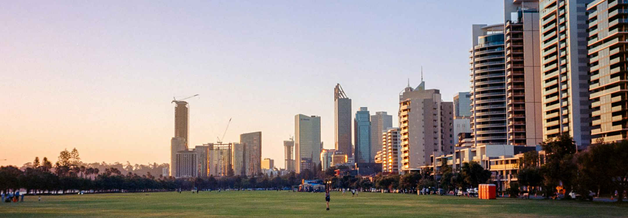 Perth Cityview at Sunset | Photo by Tibor Janas in Pexels