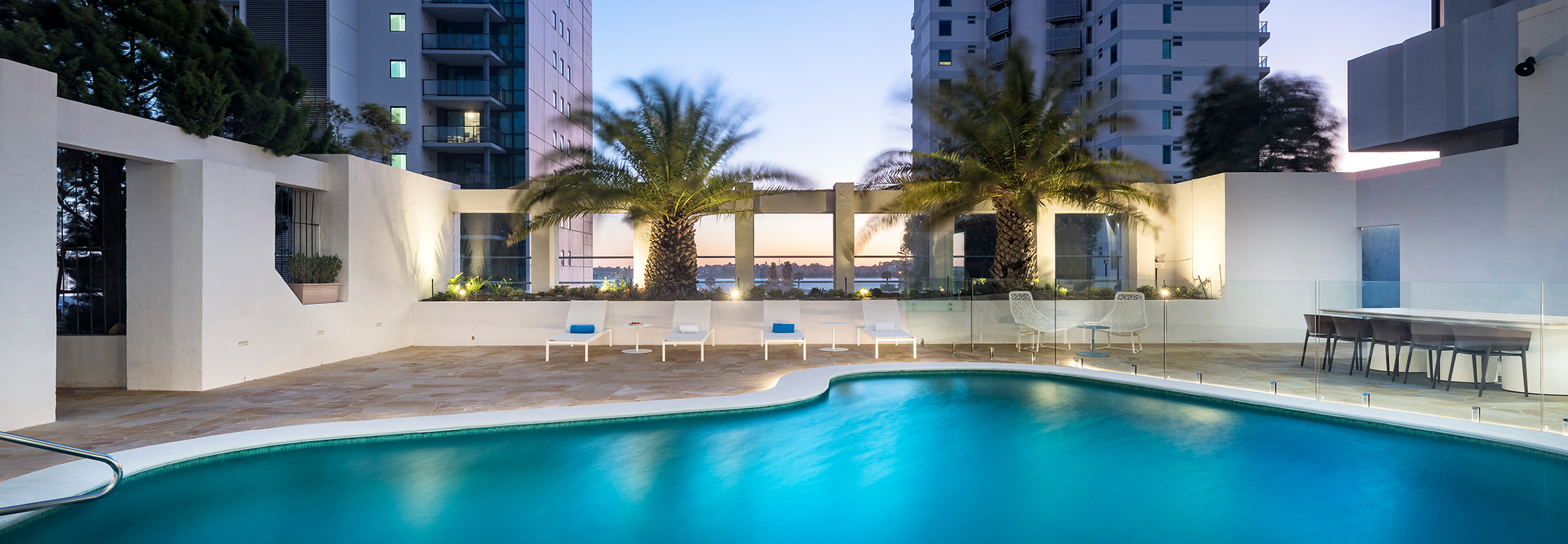 Pan Pacific Perth outdoor pool