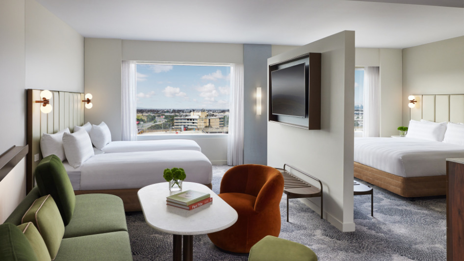 Rooms & Suites