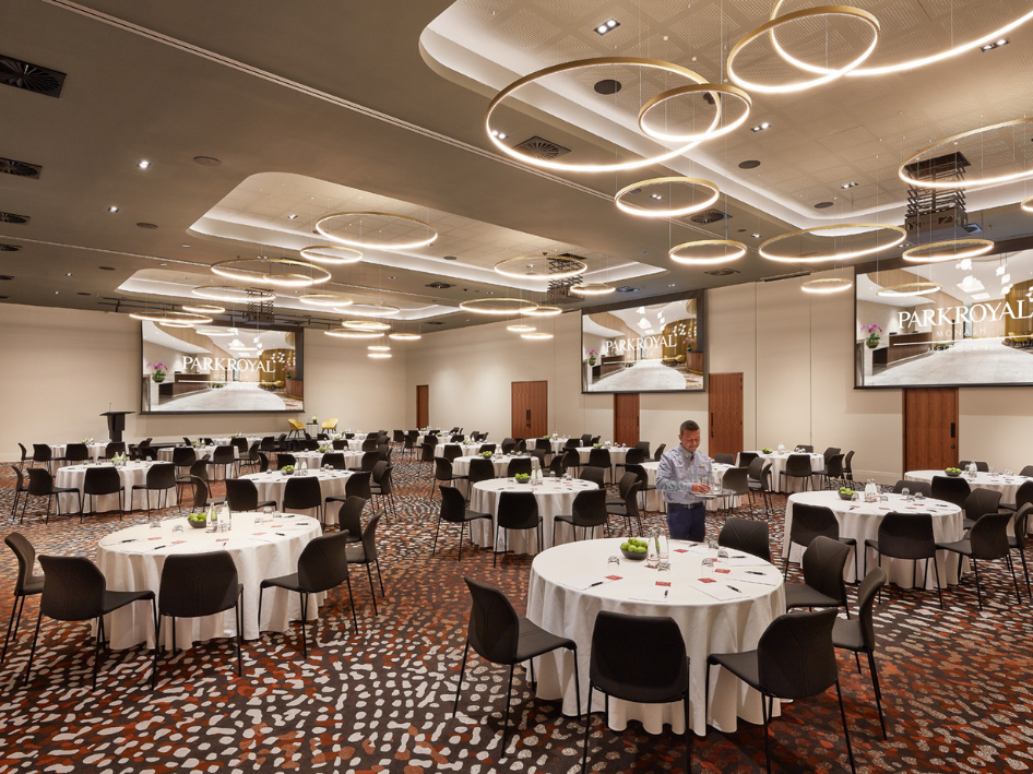 <p>From small business gatherings to upscale corporate events, make it memorable at PARKROYAL Monash Melbourne. Choose from 6 conference venues in Melbourne, equipped with state-of-the-art audiovisual technology and let our team of experienced planners bring your vision to life.</p>

