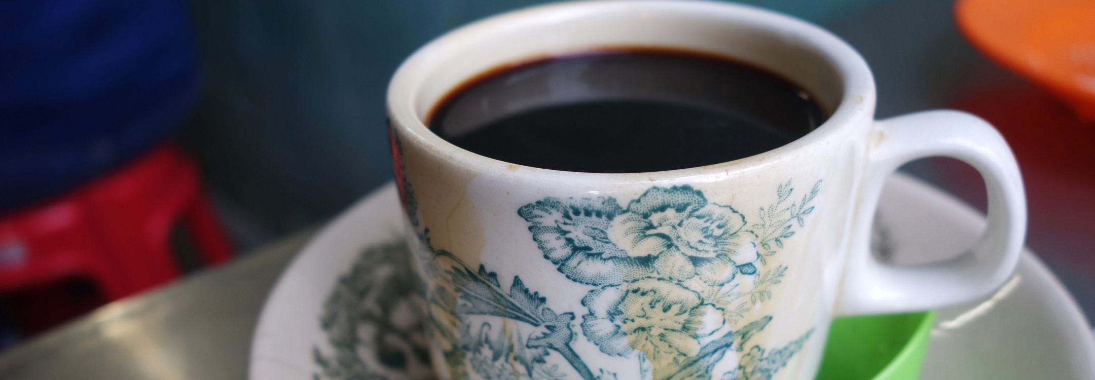 traditional chinese kopitiam dark coffee