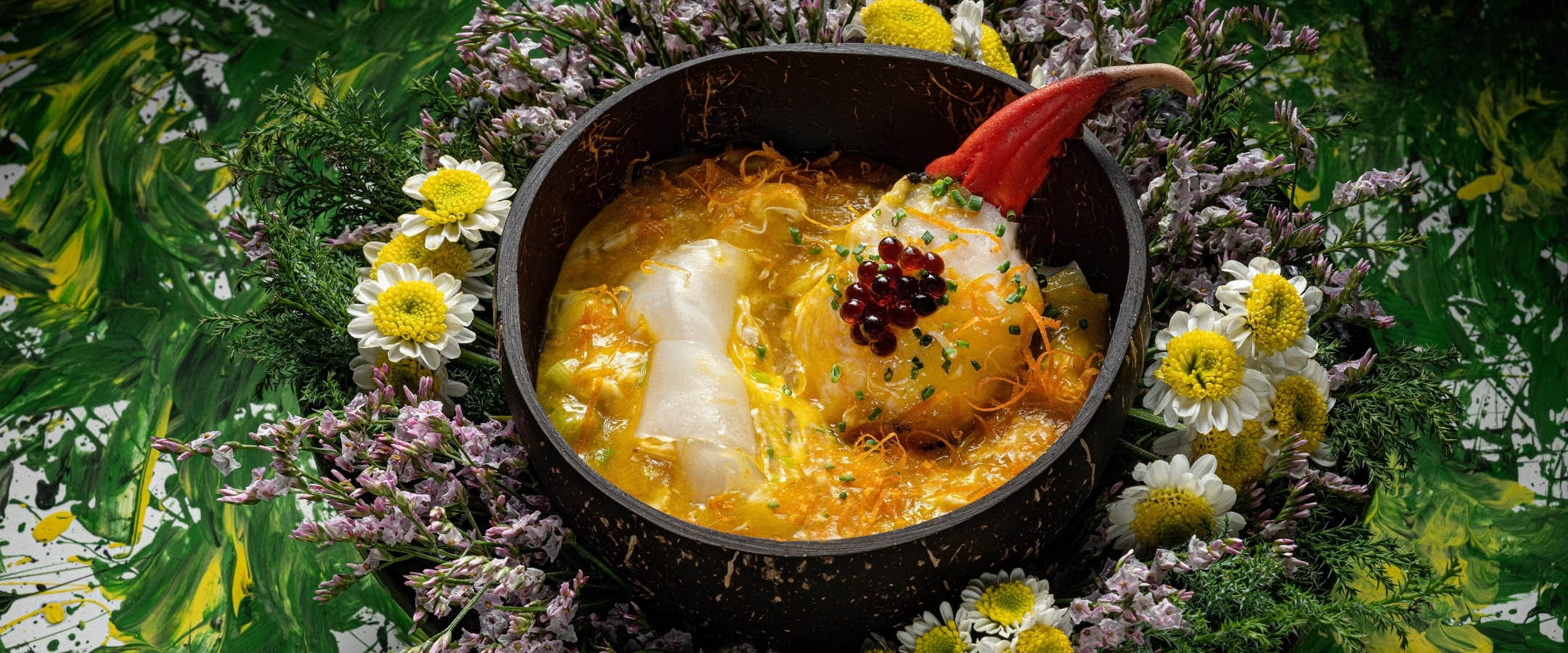 Wok-braised Rice Noodles with Whole Drunken Crab, Cordyceps Blossoms in Chinese Yellow Wine