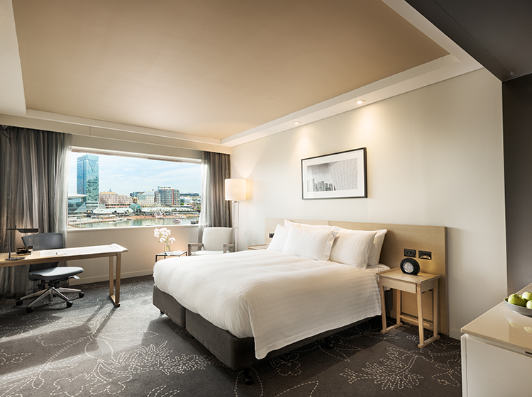 PARKROYAL Darling Harbour, Sydney Deluxe Room
