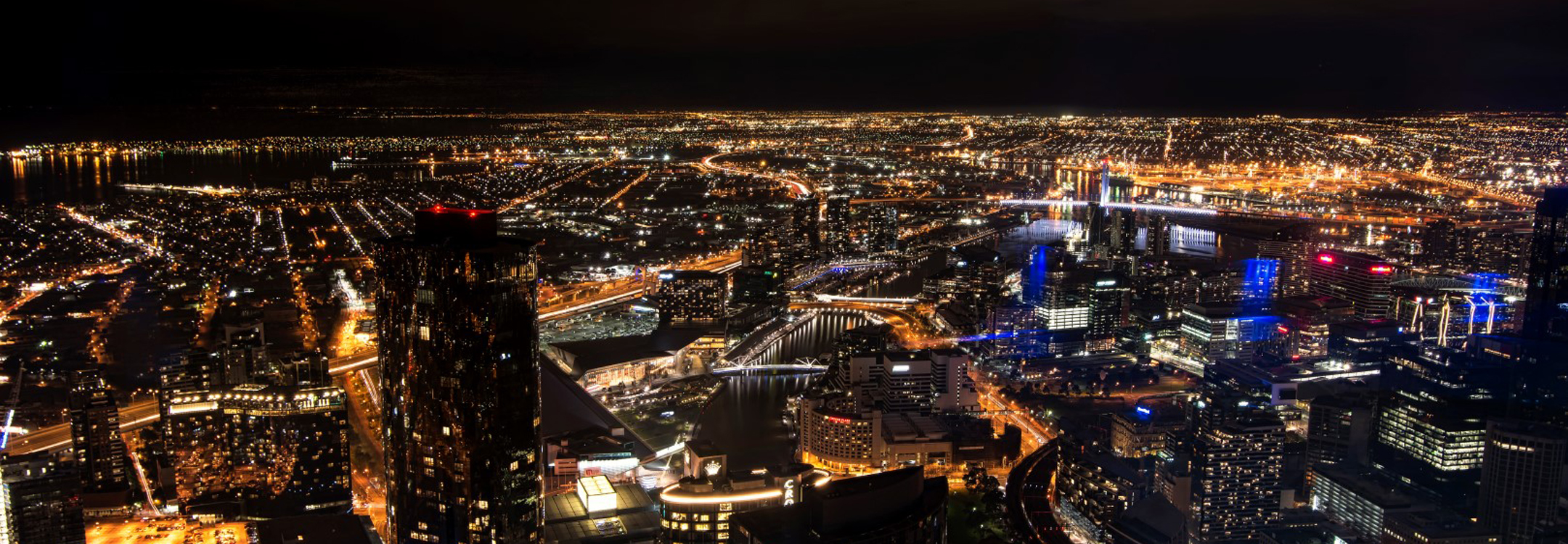 bird’s eye view of melbourne from eureka tower