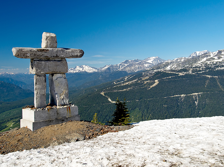 Canada-stone-roundhouse-inukshuk