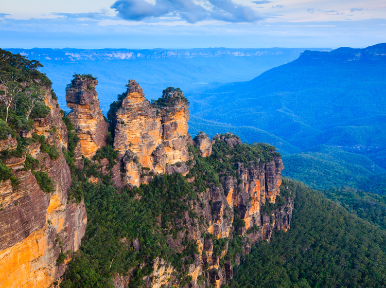 three sisters blue mountains australia